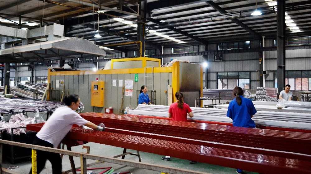 自動熄滅陽極效應在鋁電解生產中的應用